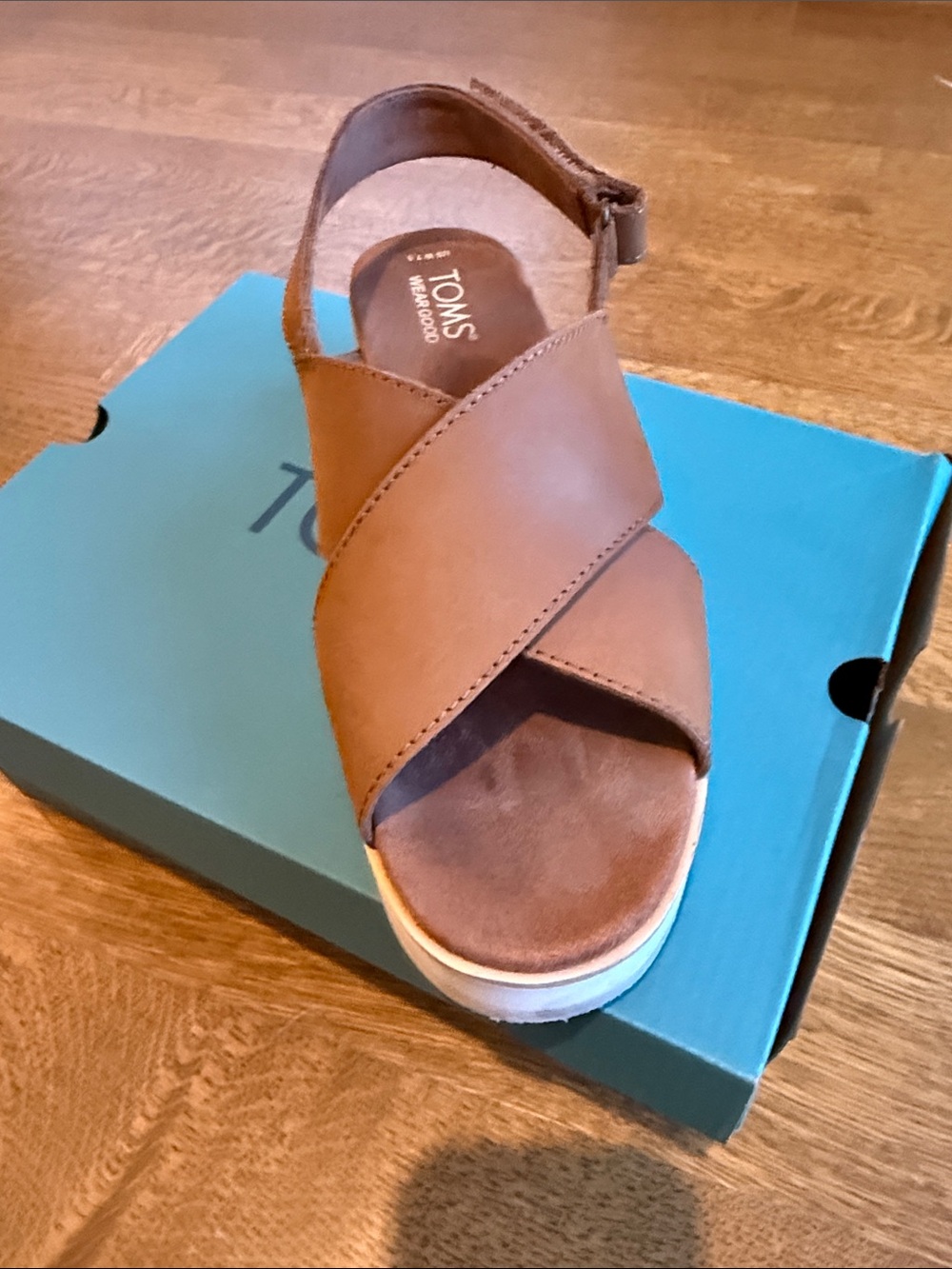 TOMS Tan Leather Crisscross Platform Sandals - Picture 7 of 11